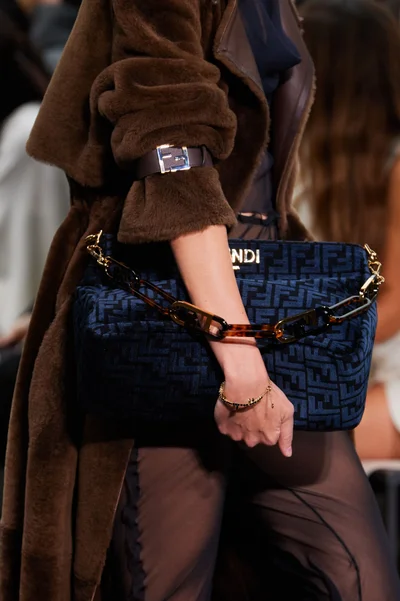 Look 122